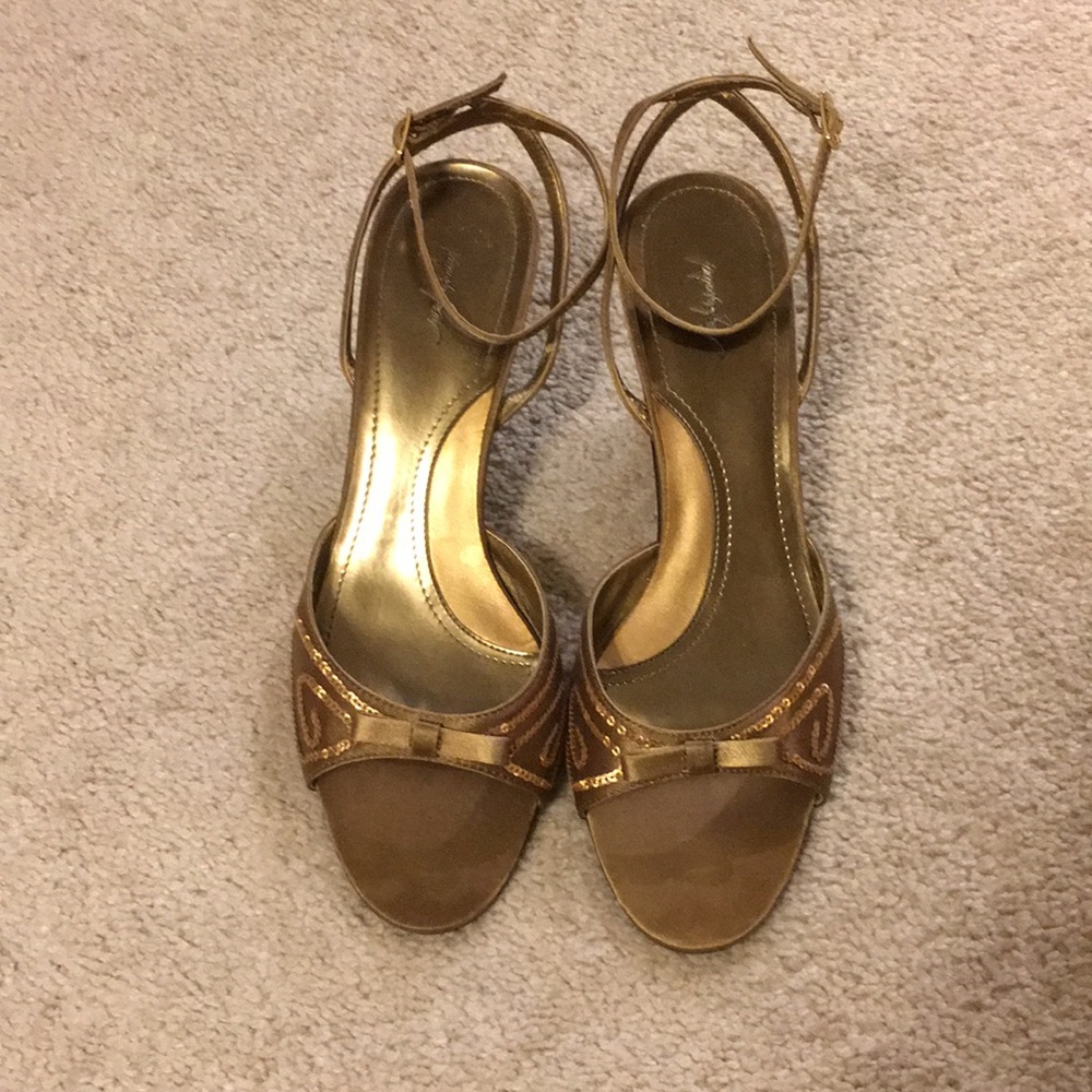 Sandal